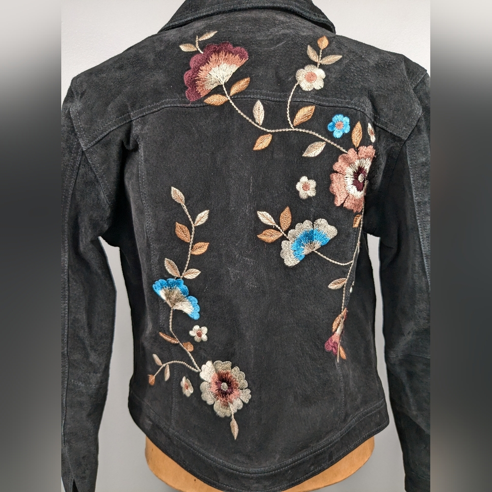 Brandon Thomas Suede Leather Jacket Womens Sz M Long Sleeve Button Floral Black - Picture 7 of 12
